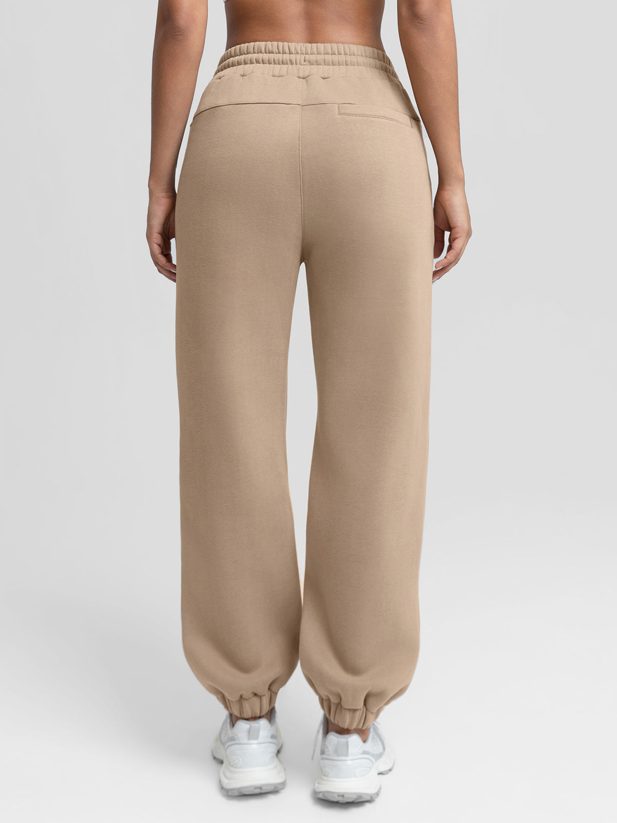 Wholesale Unisex Hoodie and Jogger Sweatpants Set with Hidden Pockets