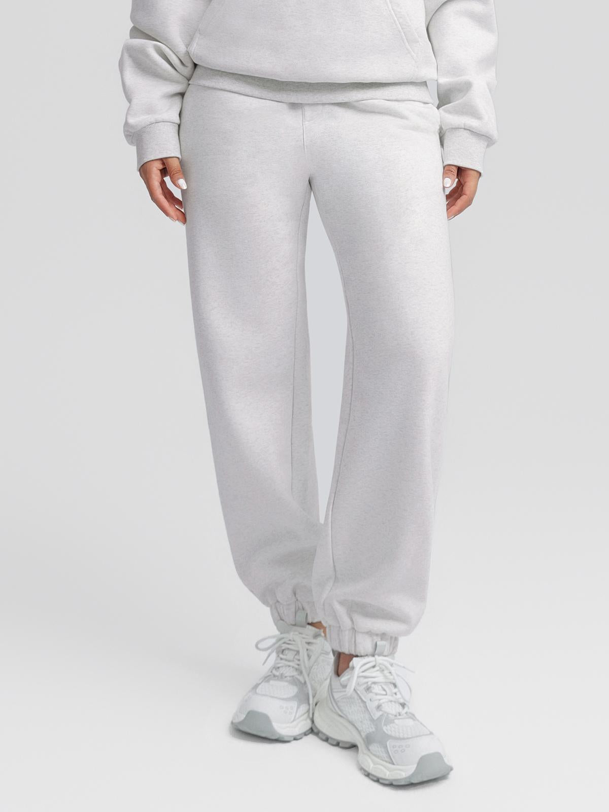 Wholesale Unisex Hoodie and Jogger Sweatpants Set with Hidden Pockets