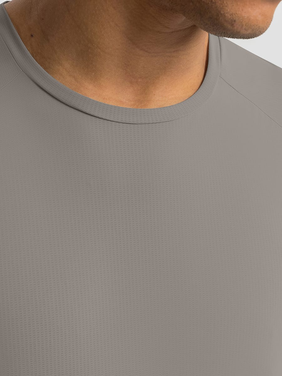 Vractive Men's Solid-Color Athletic T-Shirt Quick-Drying Top for wholesale front view
