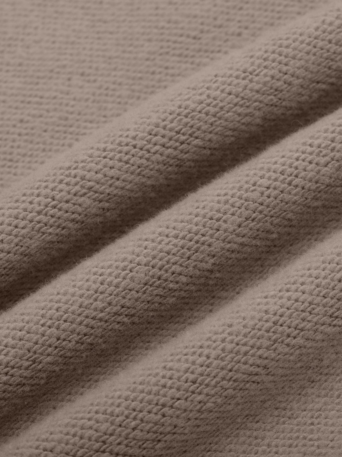 Macro shot of the comfortable everyday knit material on Light Khaki Vractive sweatpants