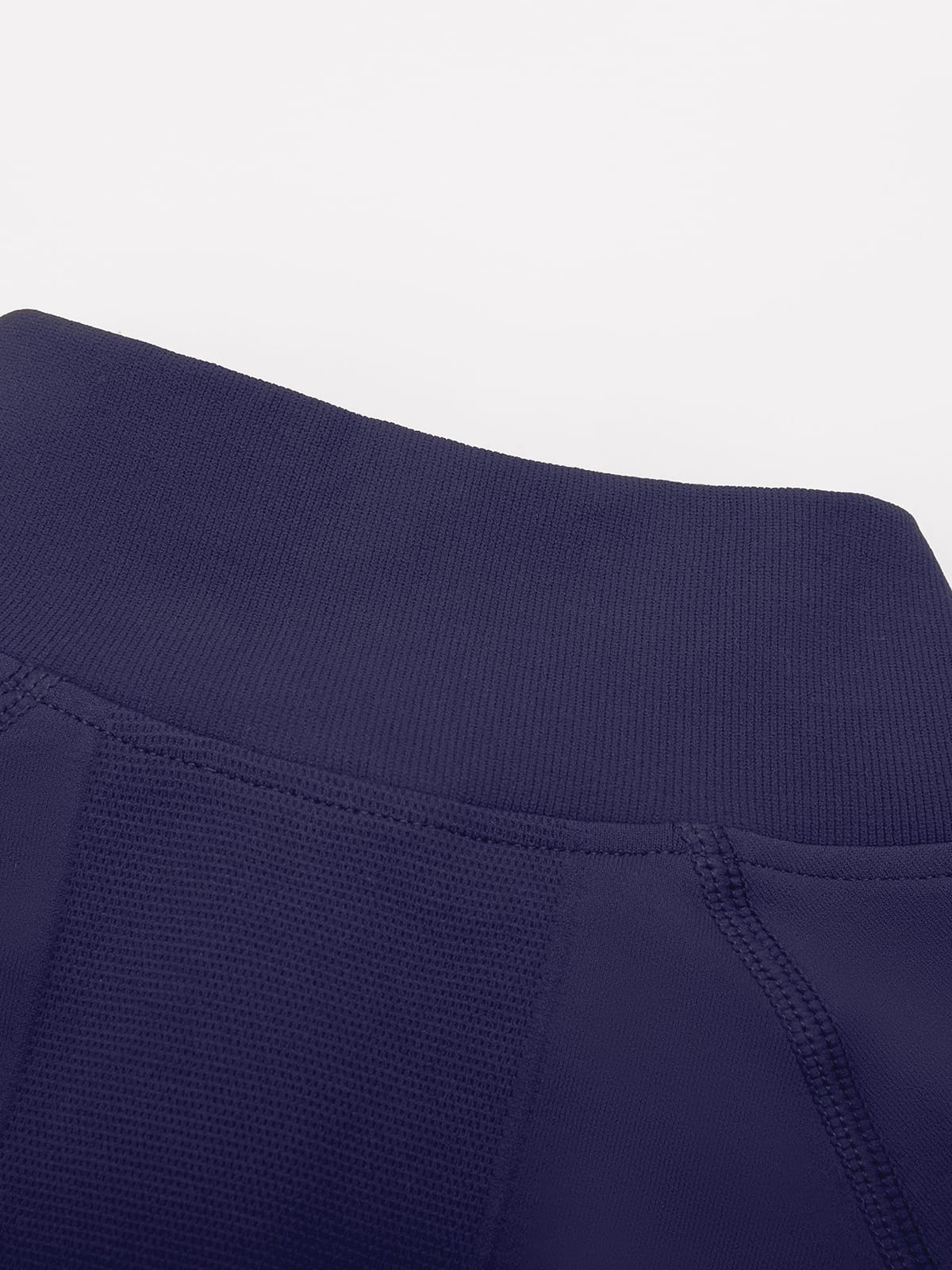 Seamless zip up jacket stretchy fabric detail