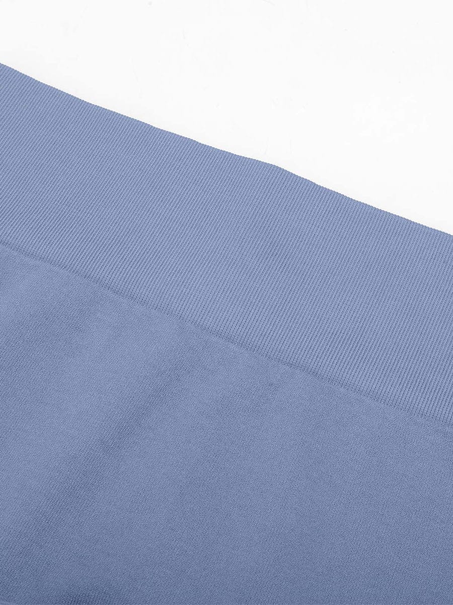Seamless fabric detail of blue Vractive yoga leggings, double-layer waistband shaping
