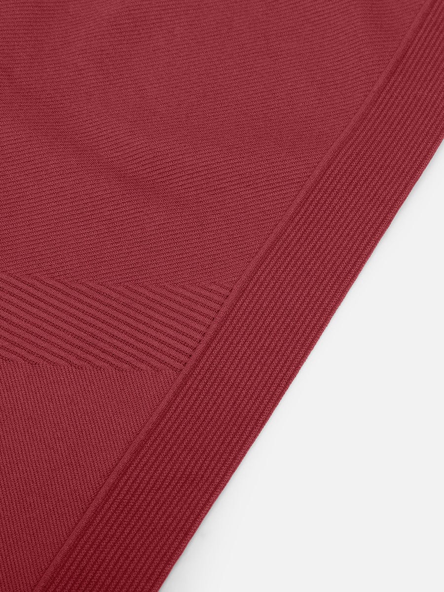 Burgundy fabric detail of Vractive high waisted shaping leggings, anti slip slim fit leggings
